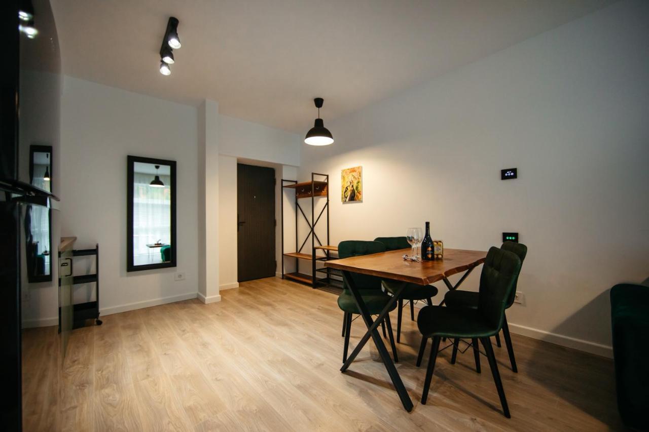 Mountain Retreat Apartment Sinaia Ngoại thất bức ảnh